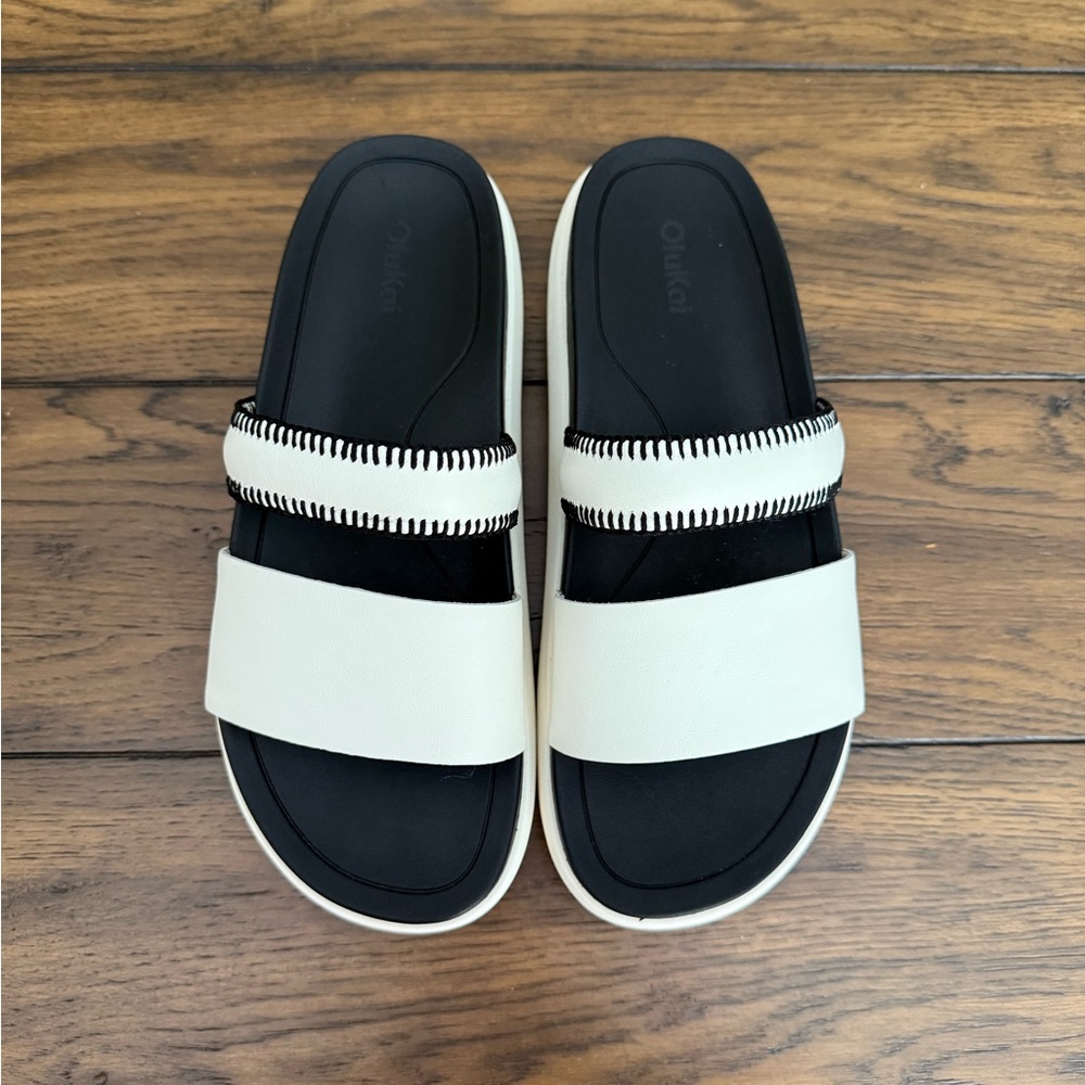 OluKai Women's Pae Platform Sandals